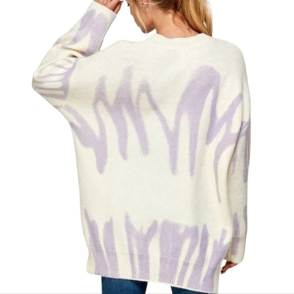 Altar'd State Super Oversized Art To Wear Cream Lavender Sweater Size S/M - Picture 5 of 8